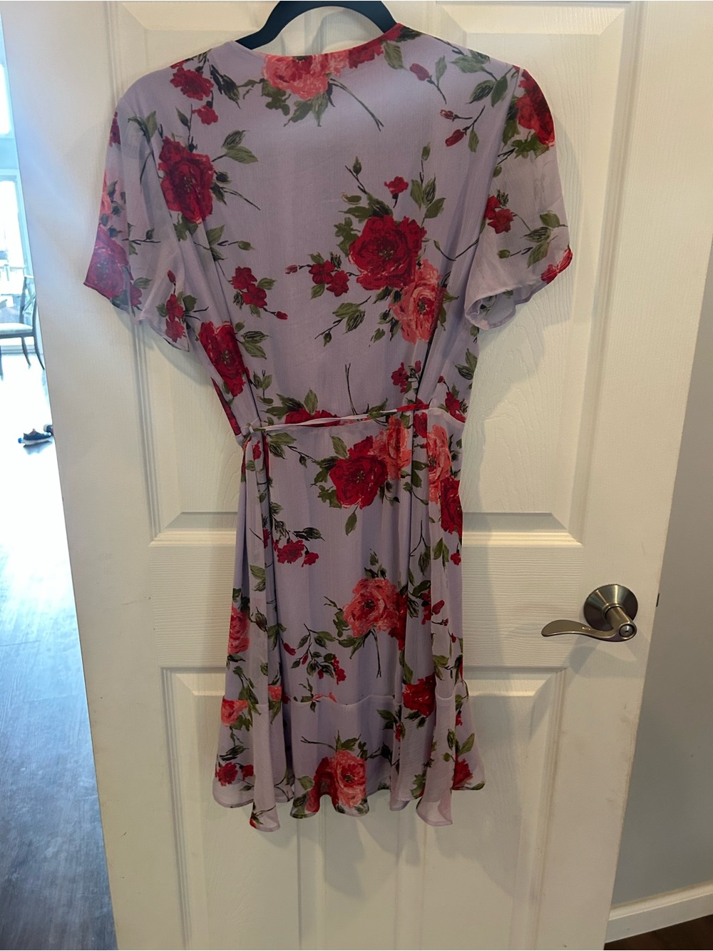 All in Favor purple red floral wrap dress M - Picture 6 of 7